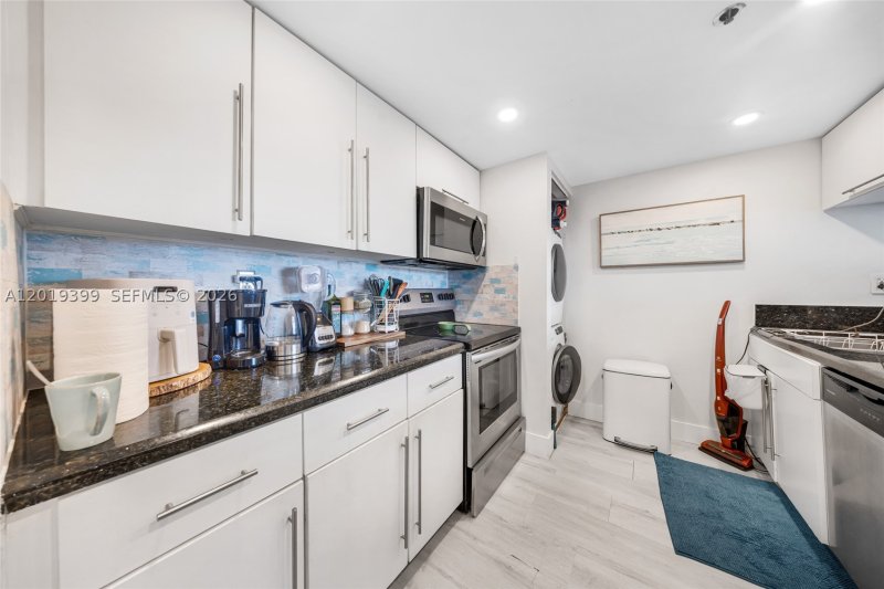 Apartment for rent at Grandview Palace 923