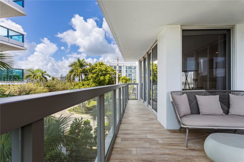 Condo for sale at The Ivory 407