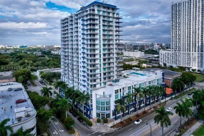 Comprar apartamento no 1800 Biscayne Plaza CU02-CU10