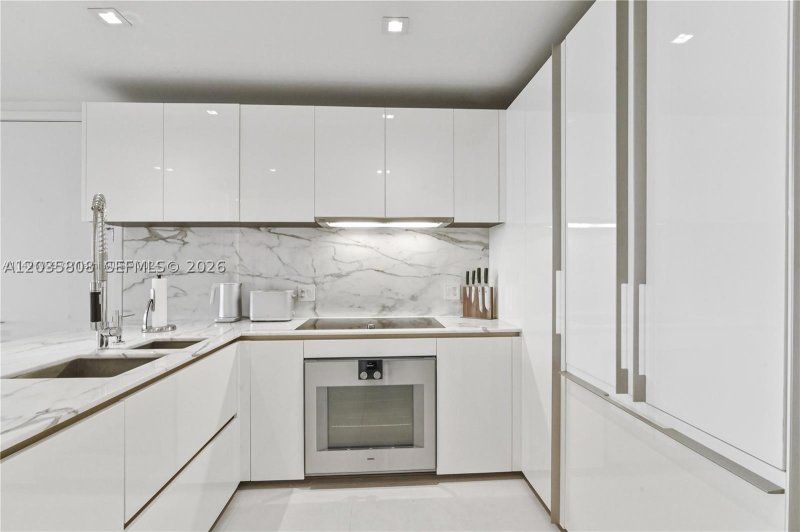 Apartment for rent at Oceana Bal Harbour 305