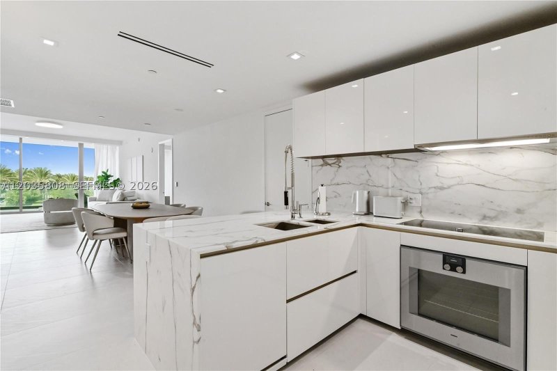 Apartment for rent at Oceana Bal Harbour 305