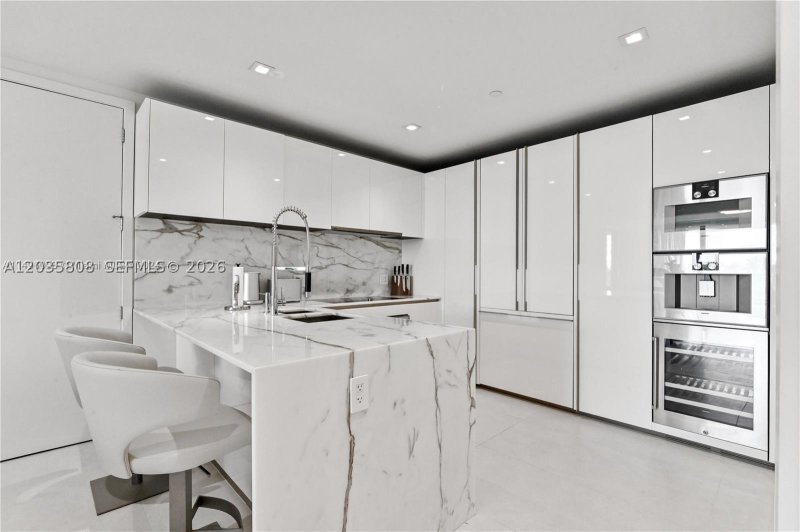 Apartment for rent at Oceana Bal Harbour 305