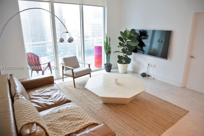 Apartment for rent at The Plaza Tower II 3007