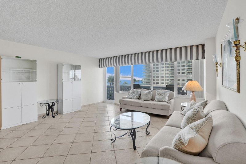 Condo for sale at Ocean Summit 310