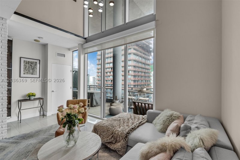 Apartment for rent at Neo Vertika Brickell PHII16