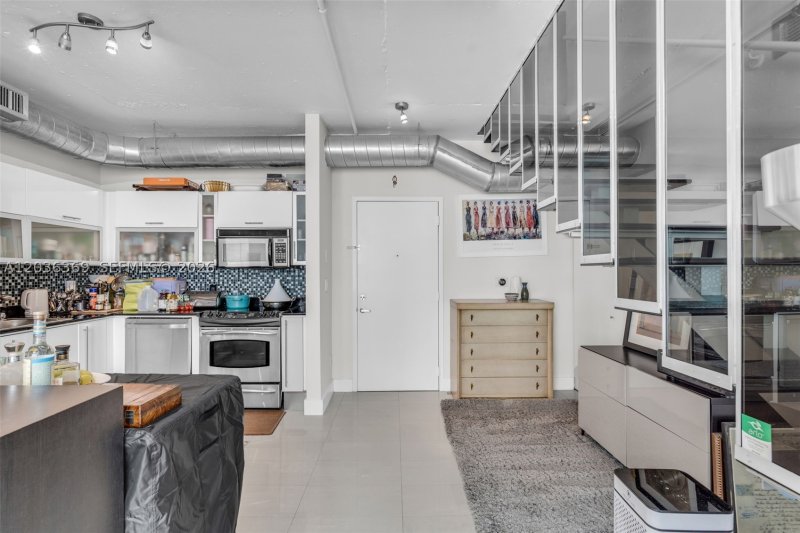 Apartment for rent at Neo Vertika Brickell PHII16