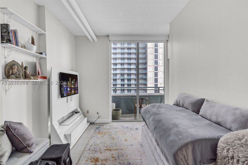 Apartment for rent at Neo Vertika Brickell PHII16