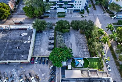 Comprar apartamento no 1800 Biscayne Plaza CU-1