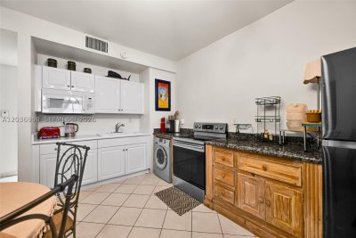 Aluguel de apartamento no Sands Pointe BC-10