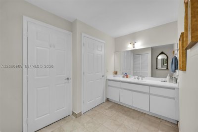 Aluguel de apartamento no Sands Pointe BC-10
