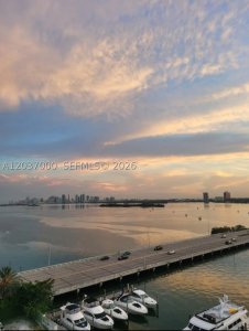 Comprar apartamento en Bayshore Yacht Tennis Club 1011