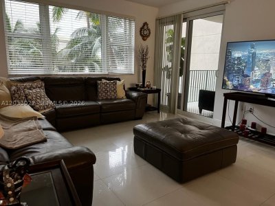 Comprar apartamento no Turnberry Village South 218