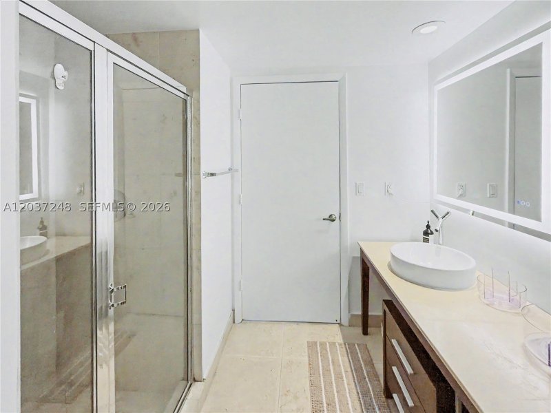 Aluguel de apartamento no Icon Brickell Tower I 1605