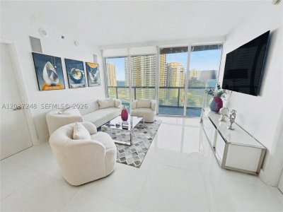 Icon Brickell Tower I Apt #1605
