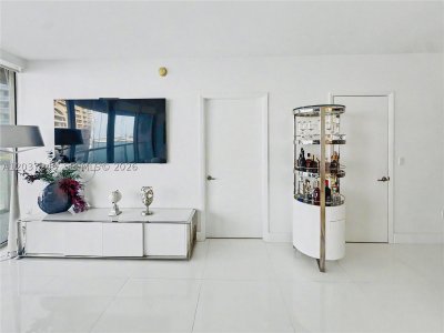 Alquiler de apartamento en Icon Brickell Tower I 1605