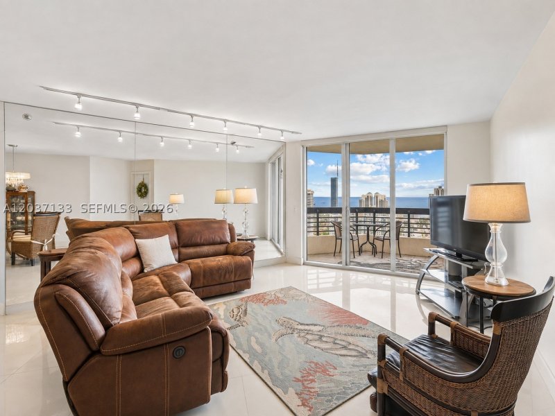 Condo for sale at Mystic Pointe 400 3307