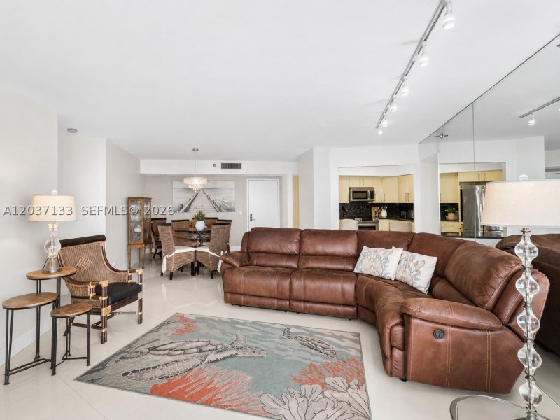 Condo for sale at Mystic Pointe 400 3307