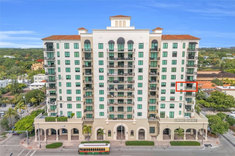 Condo for sale at 1300 Ponce 503