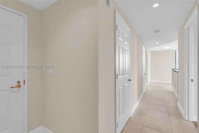 Condo for sale at 1300 Ponce 503