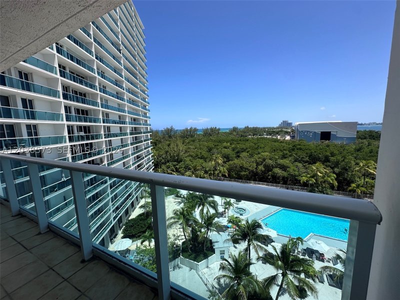 Apartment for rent at Arlen House 823