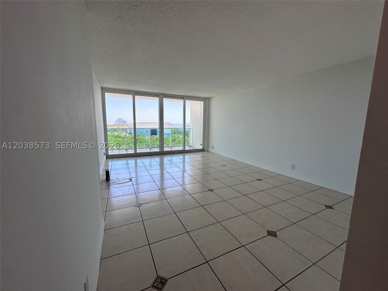 Apartment for rent at Arlen House 823