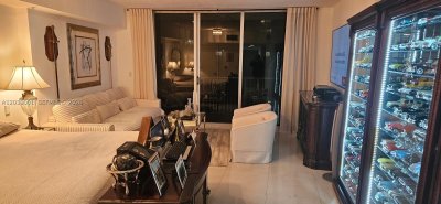Comprar apartamento en Opera Tower 3907