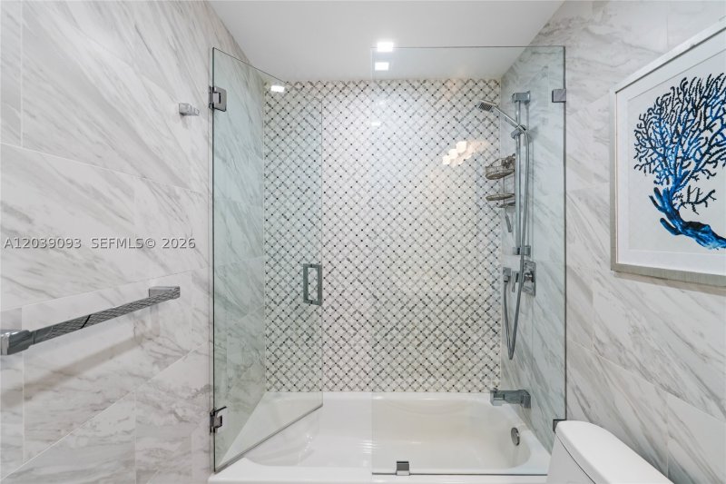 Apartment for rent at Crystal House 10H