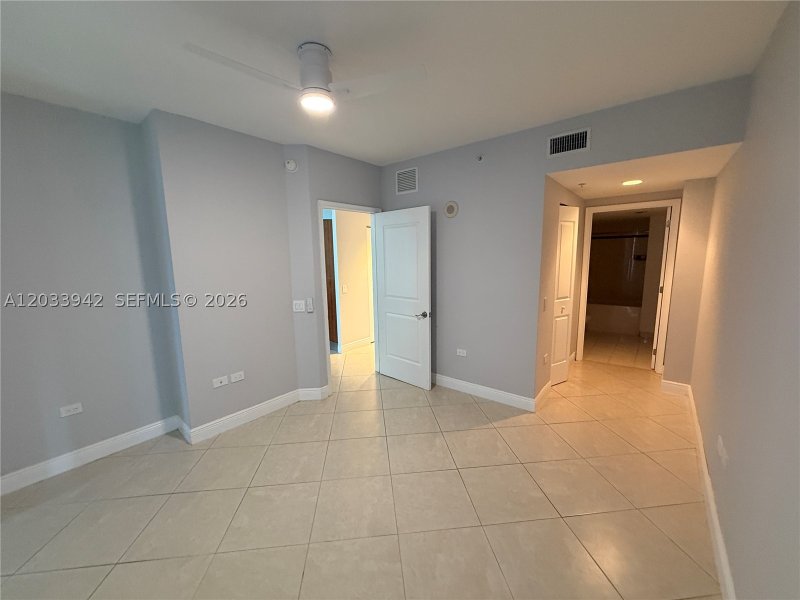 Apartment for rent at Platinum Condo 1504