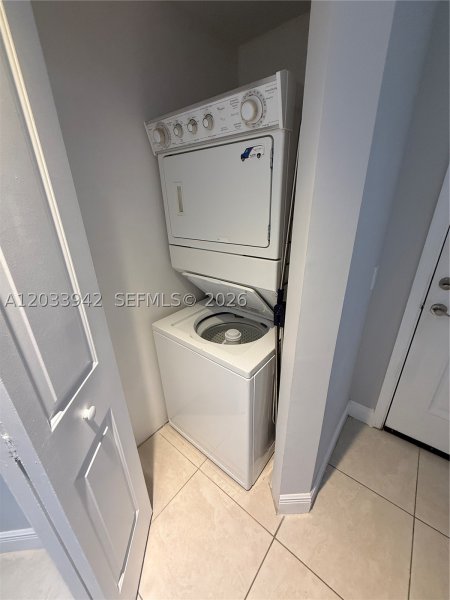 Apartment for rent at Platinum Condo 1504