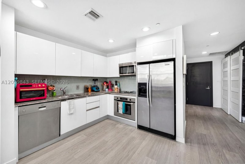 Comprar apartamento en Avenue on Brickell 1050 Tower 420