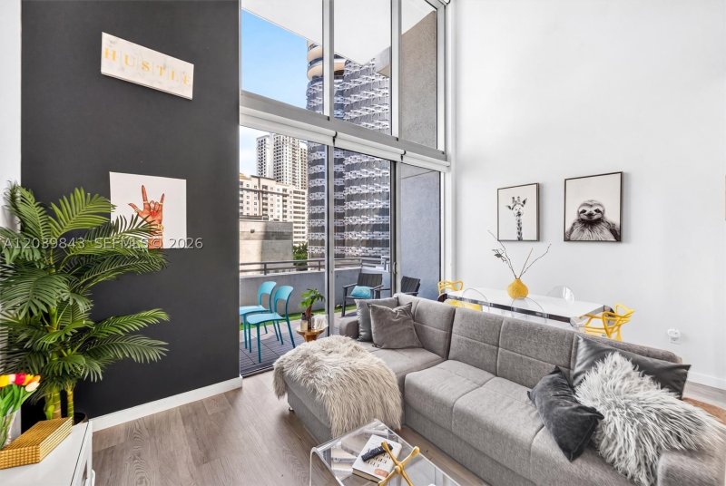 Comprar apartamento en Avenue on Brickell 1050 Tower 420