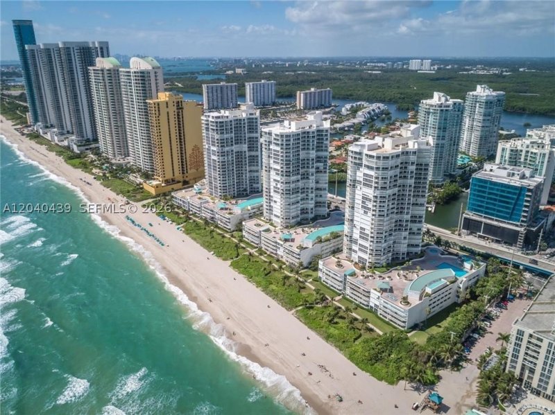 Aluguel de apartamento no Oceania 2 OS21/26(11B)