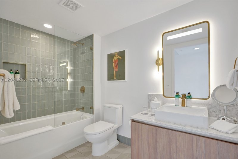 Condo for sale at Natiivo Gale Miami Hotel & Residences 3916