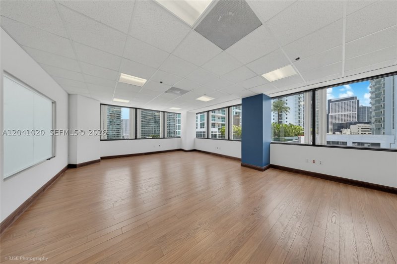 Comprar apartamento no The Club At Brickell Bay 1270-A-D