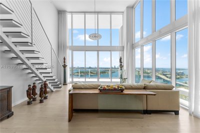 Comprar apartamento no Ten Museum Park 3101