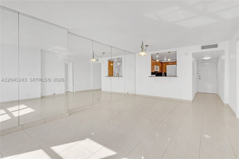 Apartment for rent at Brickell Place III A805