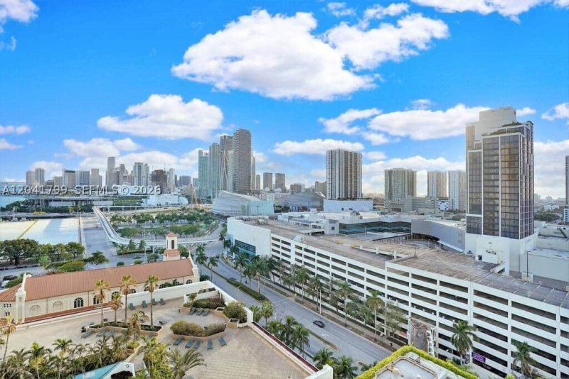 Comprar apartamento en The Grand A-2056