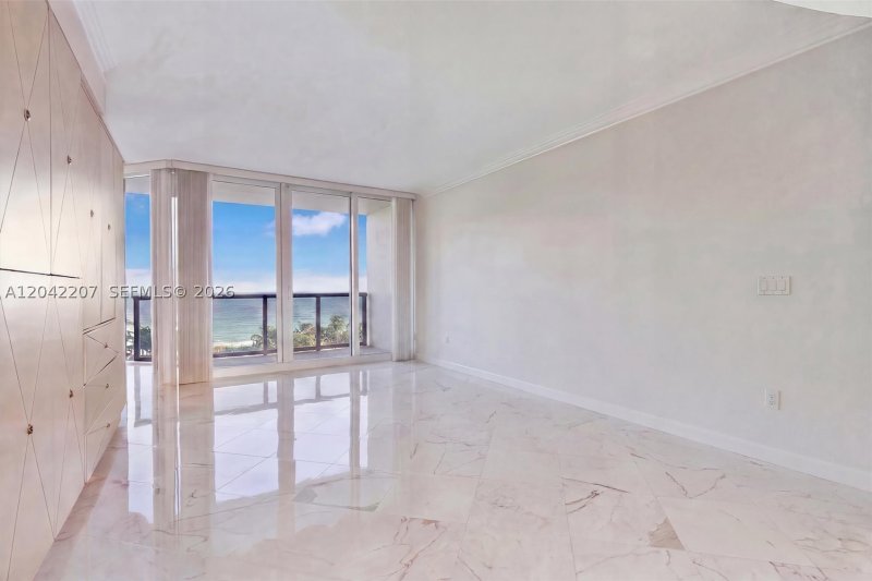 Condo for sale at Ocean One 703