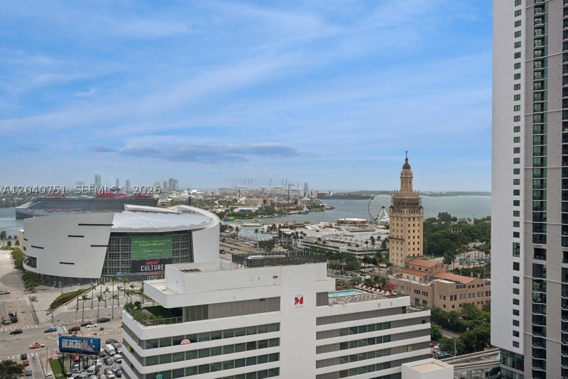 Alquiler de apartamento en Paramount Miami WorldCenter 1711