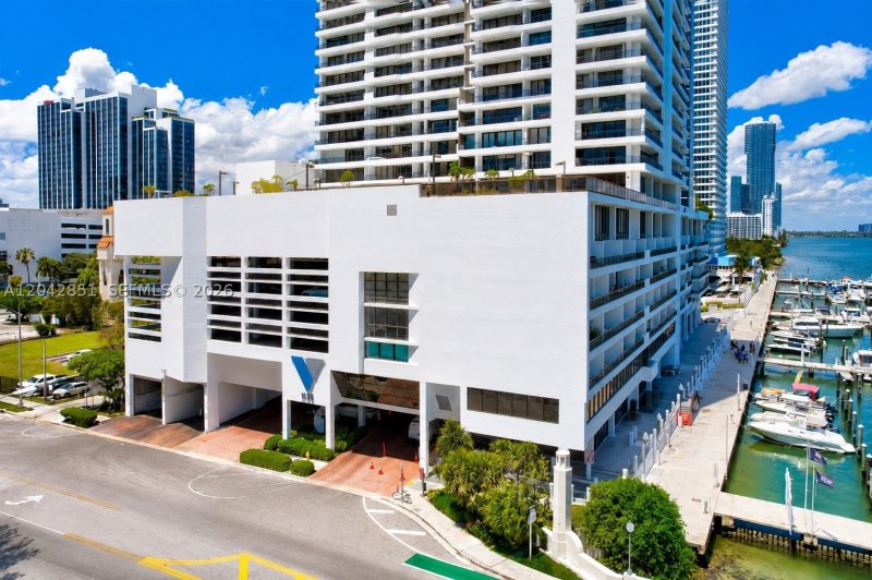 Apartment for rent at The Venetia 403