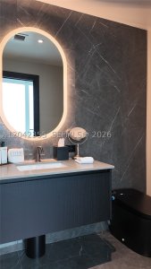 Aluguel de apartamento no E11EVEN Hotel & Residences PH05