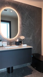 Aluguel de apartamento no E11EVEN Hotel & Residences PH05