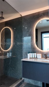 Aluguel de apartamento no E11EVEN Hotel & Residences PH05