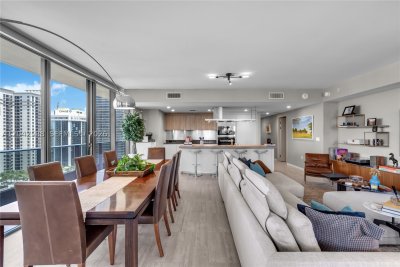 Comprar apartamento en Brickell Flatiron 2402