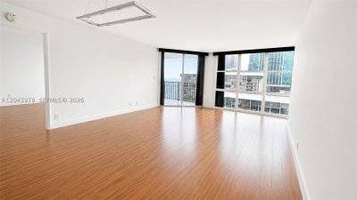 Comprar apartamento no Brickell Place B2203