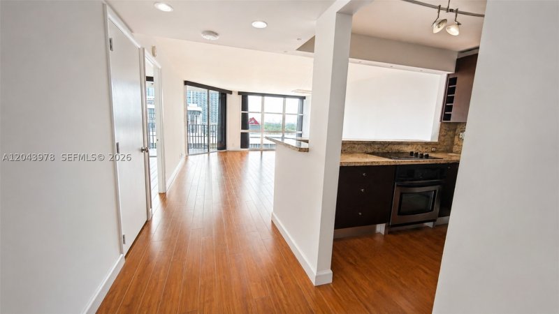 Comprar apartamento no Brickell Place B2203
