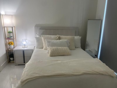 Aluguel de apartamento no Merrick Manor 204
