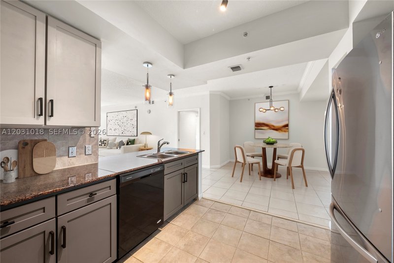 Property photo # 4