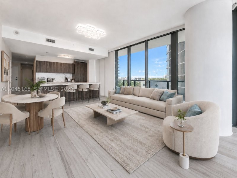 Alquiler de apartamento en Gran Paraiso 907