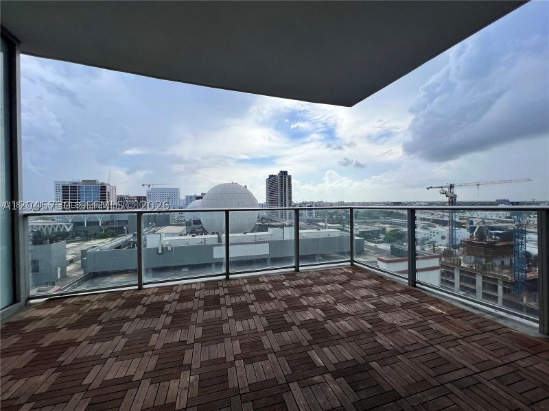 Condo for sale at Paramount Miami WorldCenter 1208